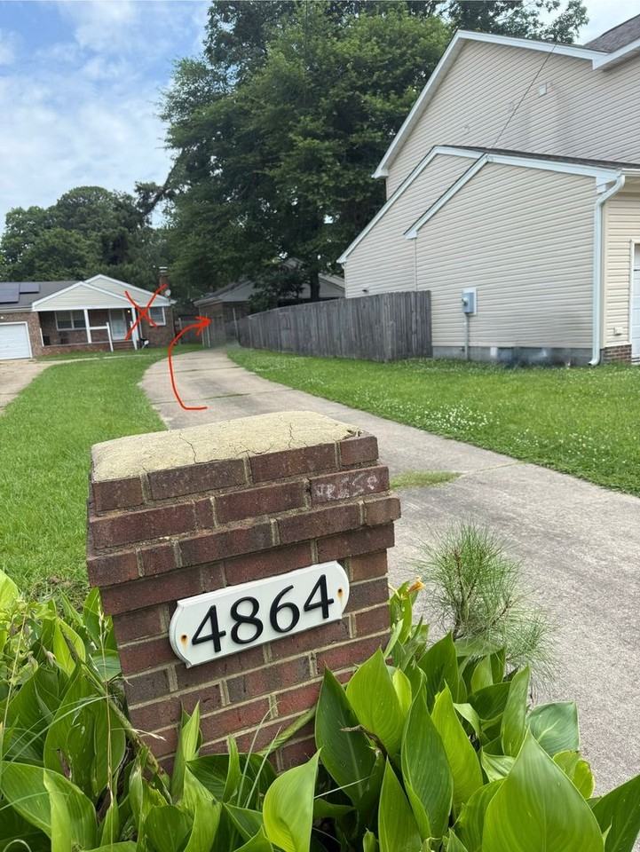 4864 Kennebeck Ave - Photo 2 of 14