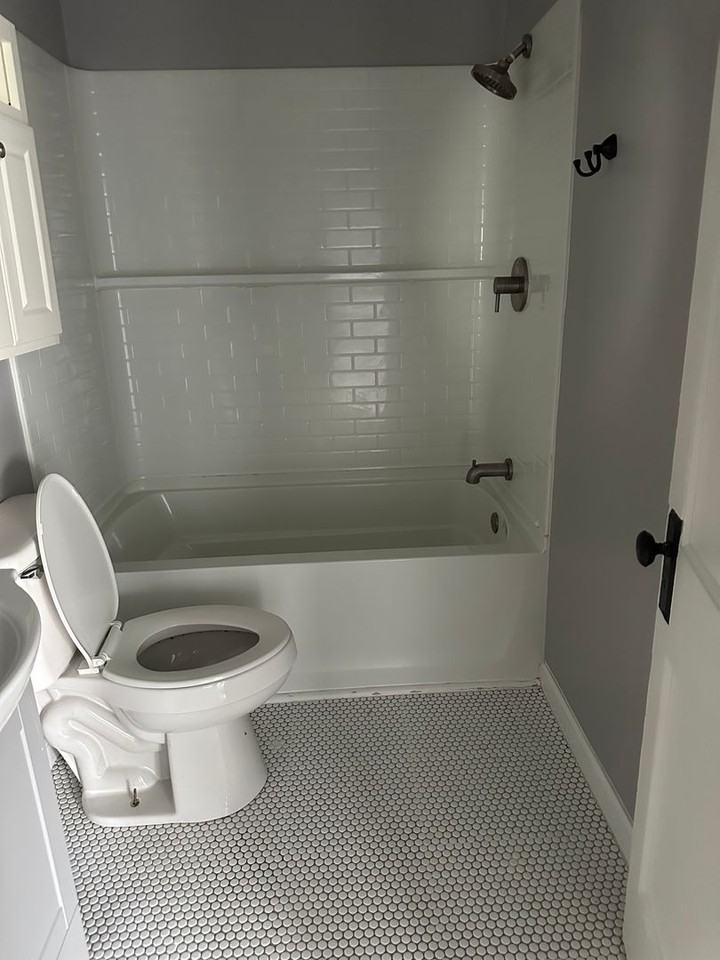 1154 Highway 126 - Photo 4 of 10