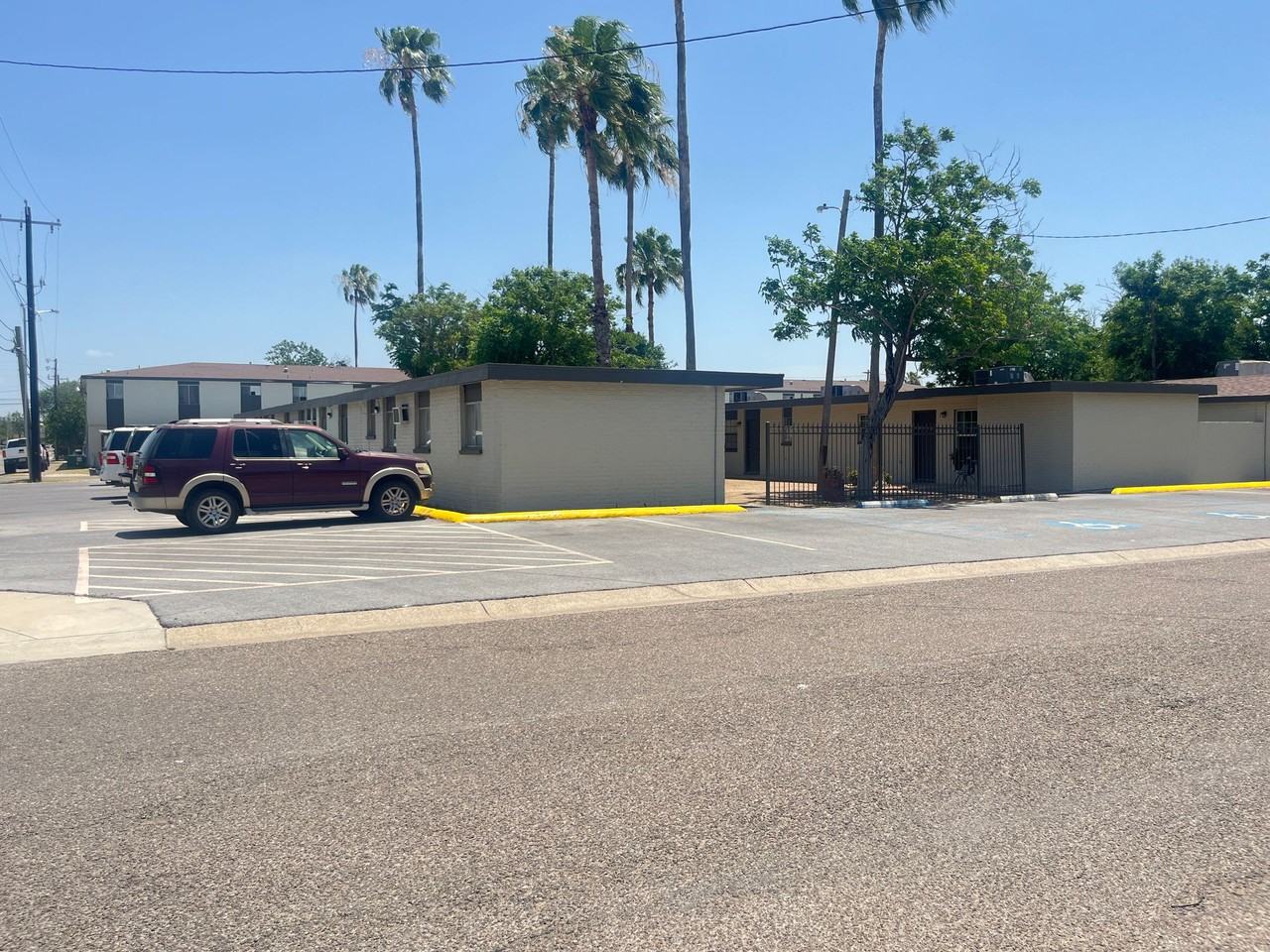 Retama Apartments - Photo 7 of 44