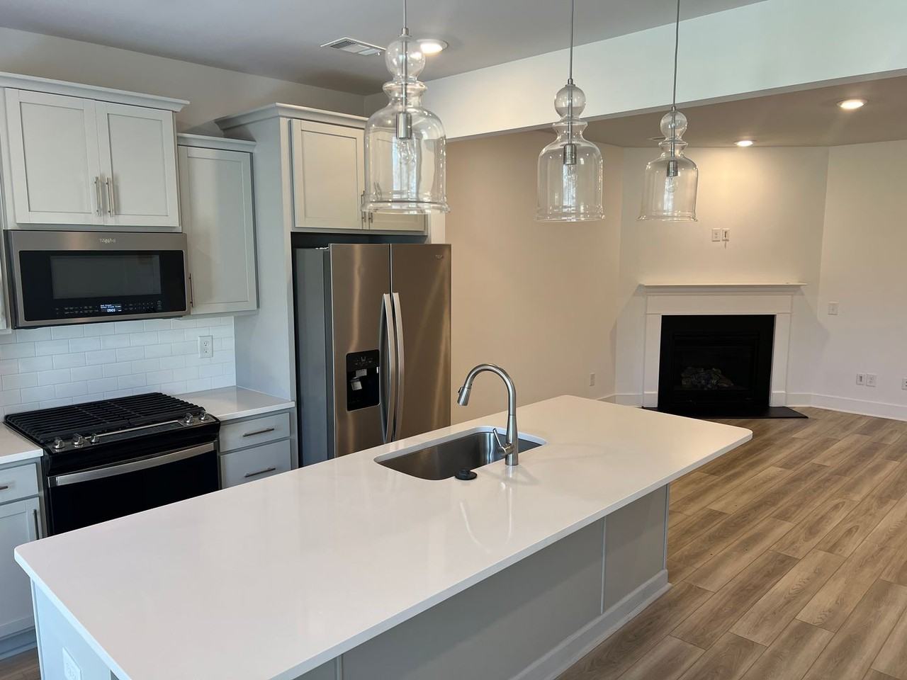 213 Keel Ln - Photo 5 of 15