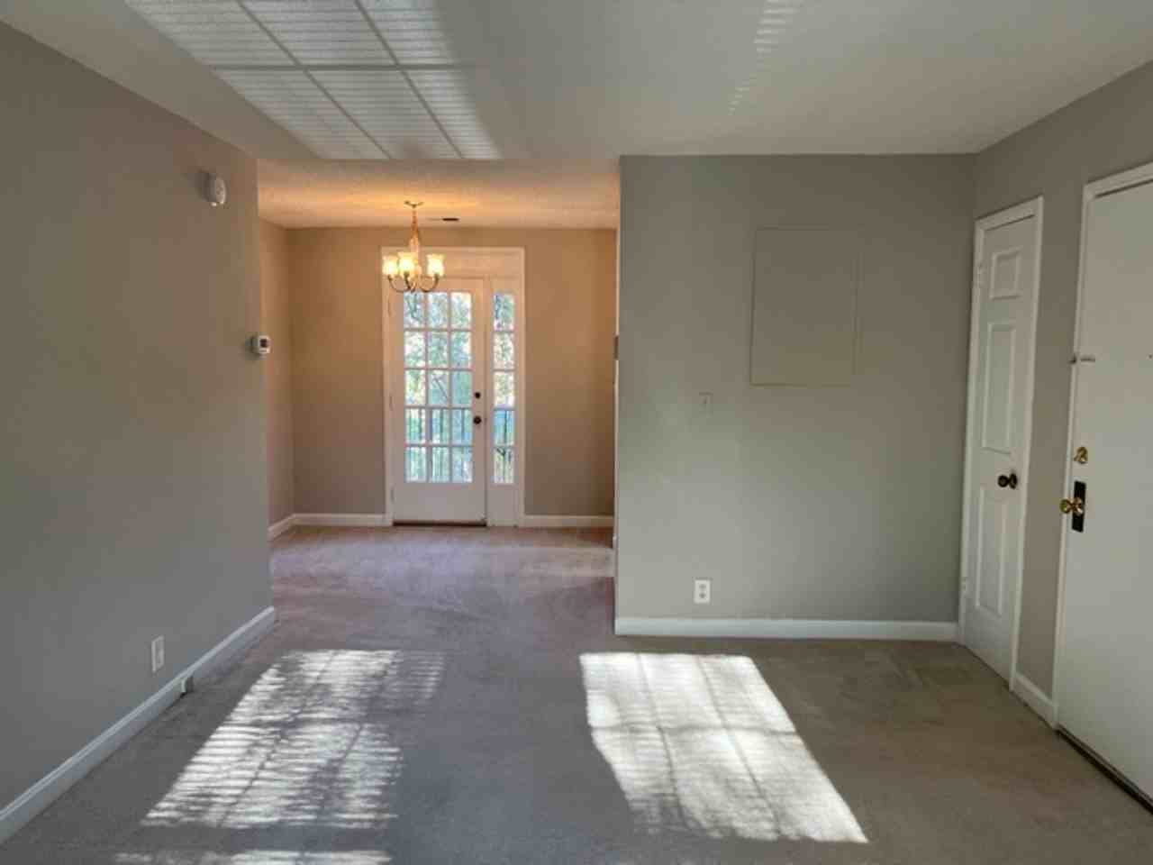 2983 S Columbus St - Photo 3 of 24