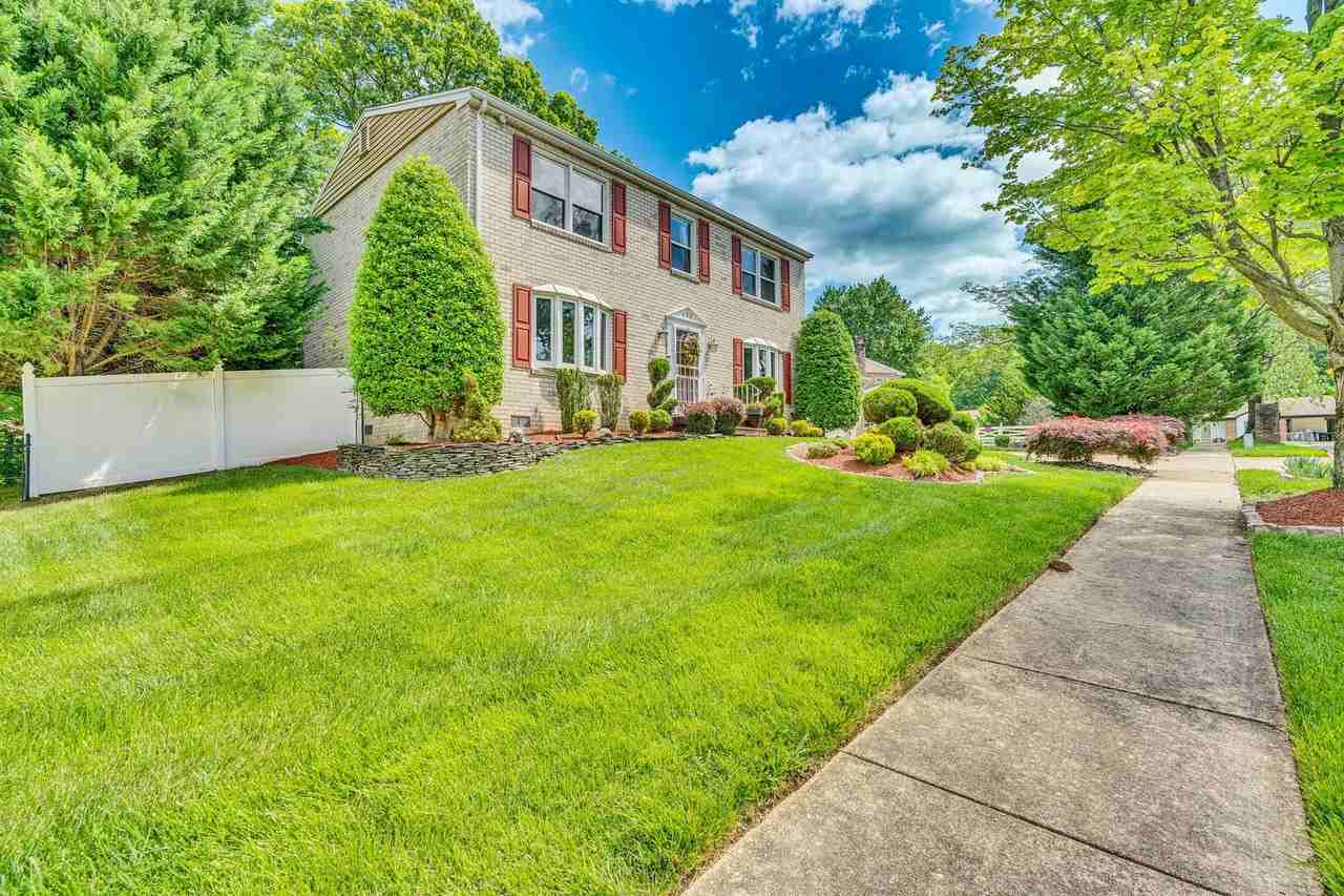 603 Bonnie Meadow Ln - Photo 2 of 36