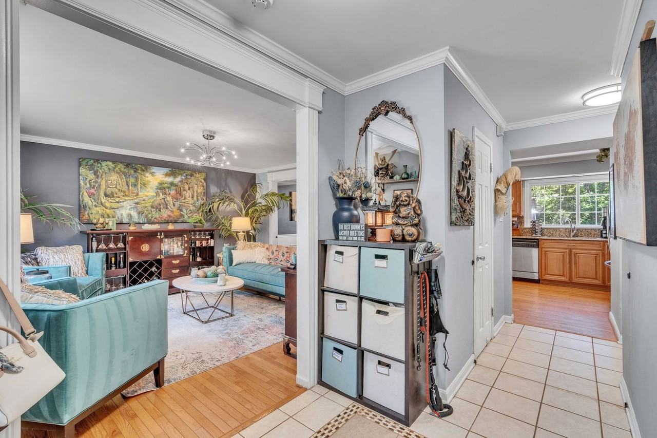 603 Bonnie Meadow Ln - Photo 3 of 36