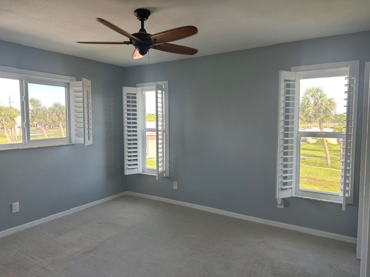 14502 River Beach Dr - Photo 2 of 7