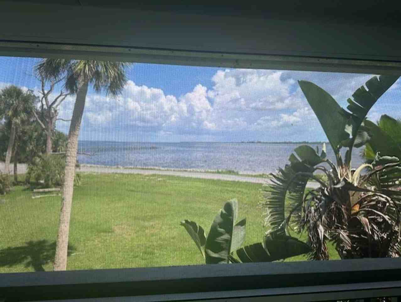 14502 River Beach Dr - Photo 7 of 7