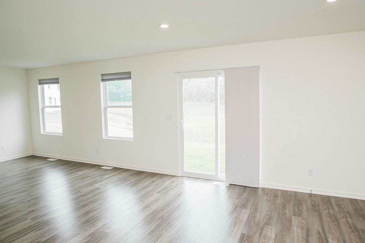 78 Fairmont Dr - Photo 3 of 38