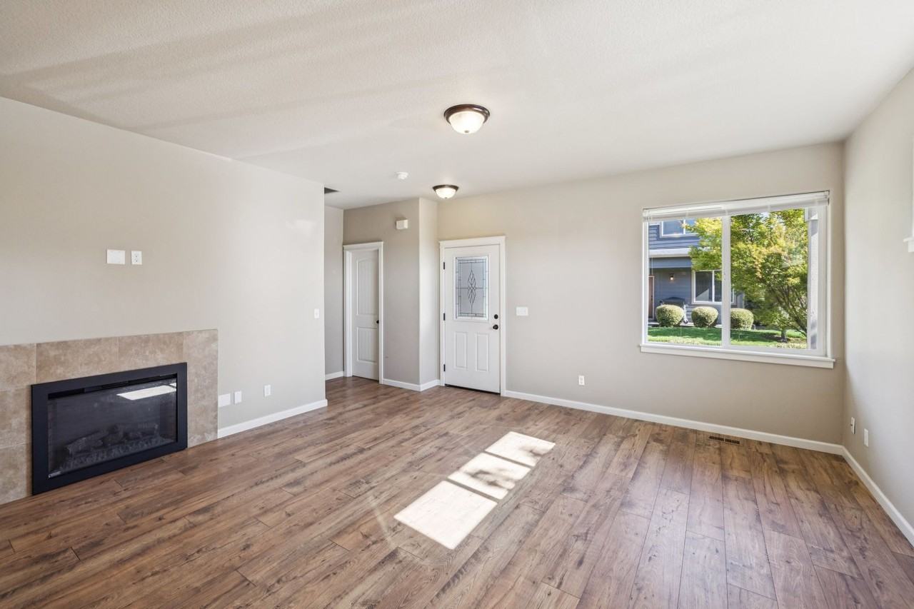 2501 Carson Loop - Photo 6 of 16