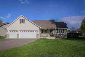 featured image of 236 6th Ave S