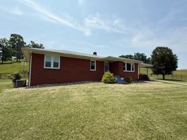featured image of 2459 Middlesettlements Rd