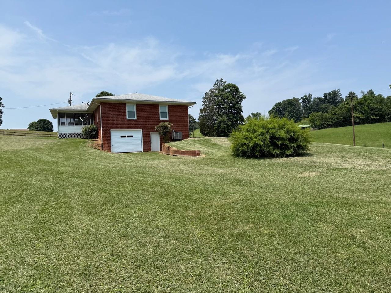 2459 Middlesettlements Rd - Photo 4 of 23