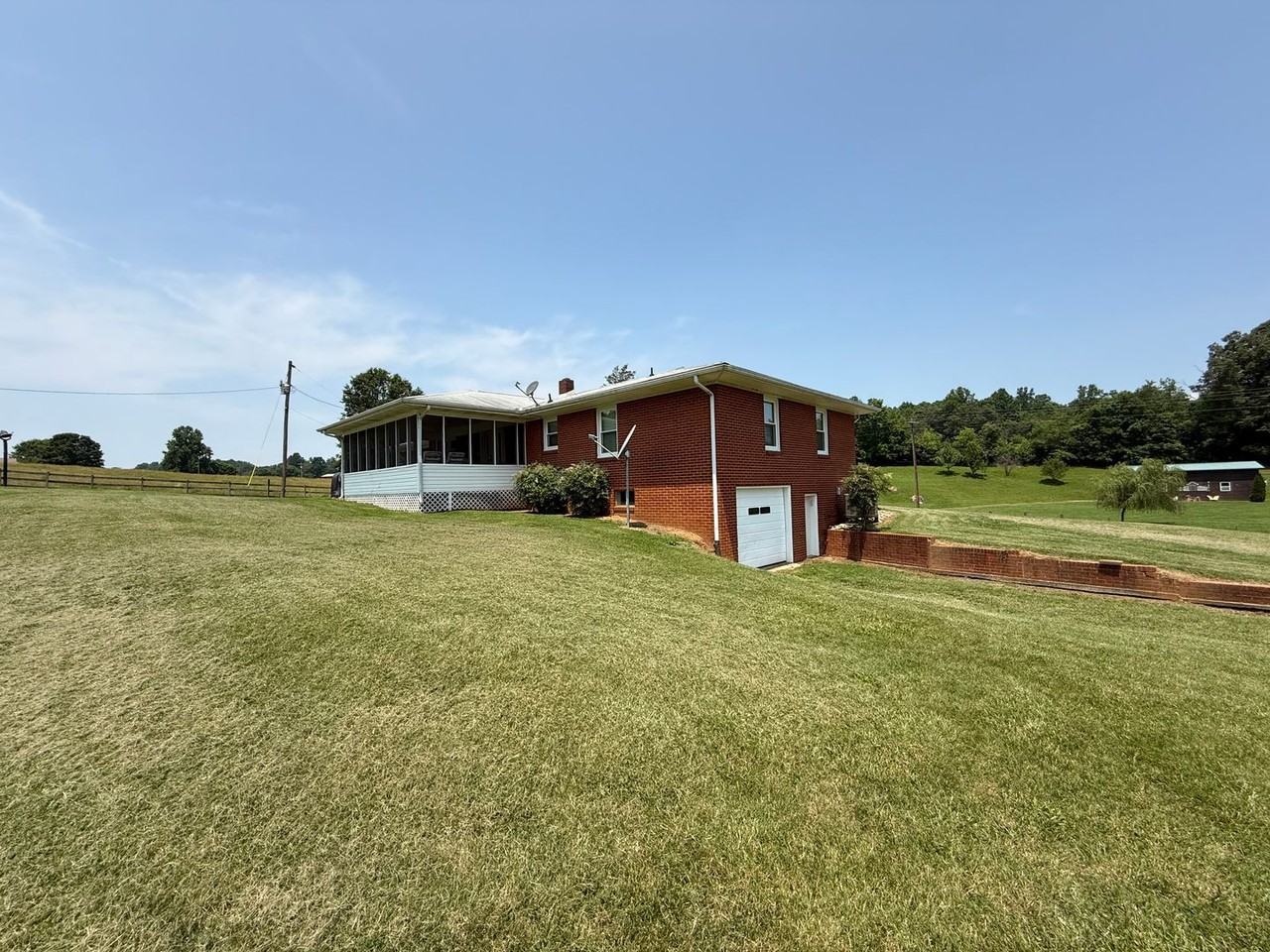 2459 Middlesettlements Rd - Photo 6 of 23