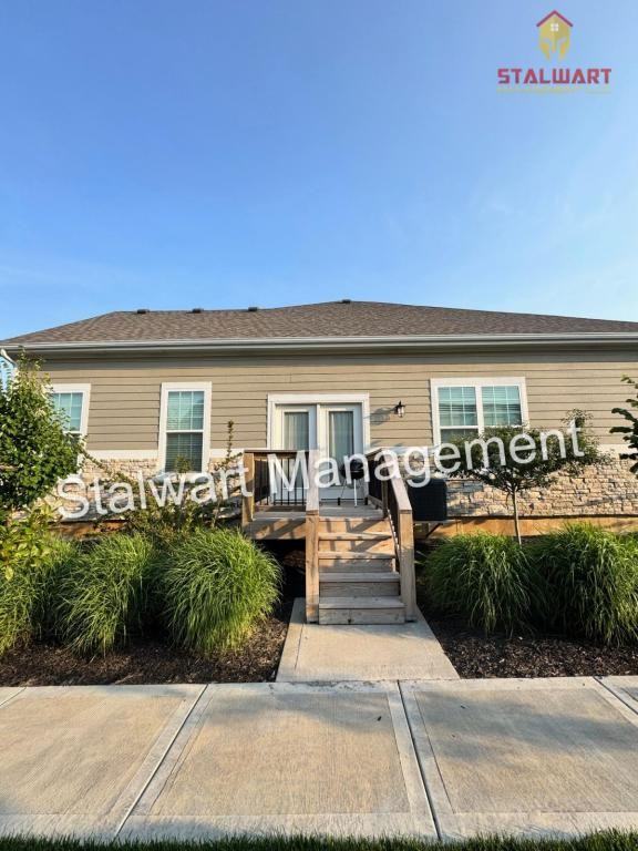 15824 Riley St Overland Park KS 66223 - Photo 4 of 45