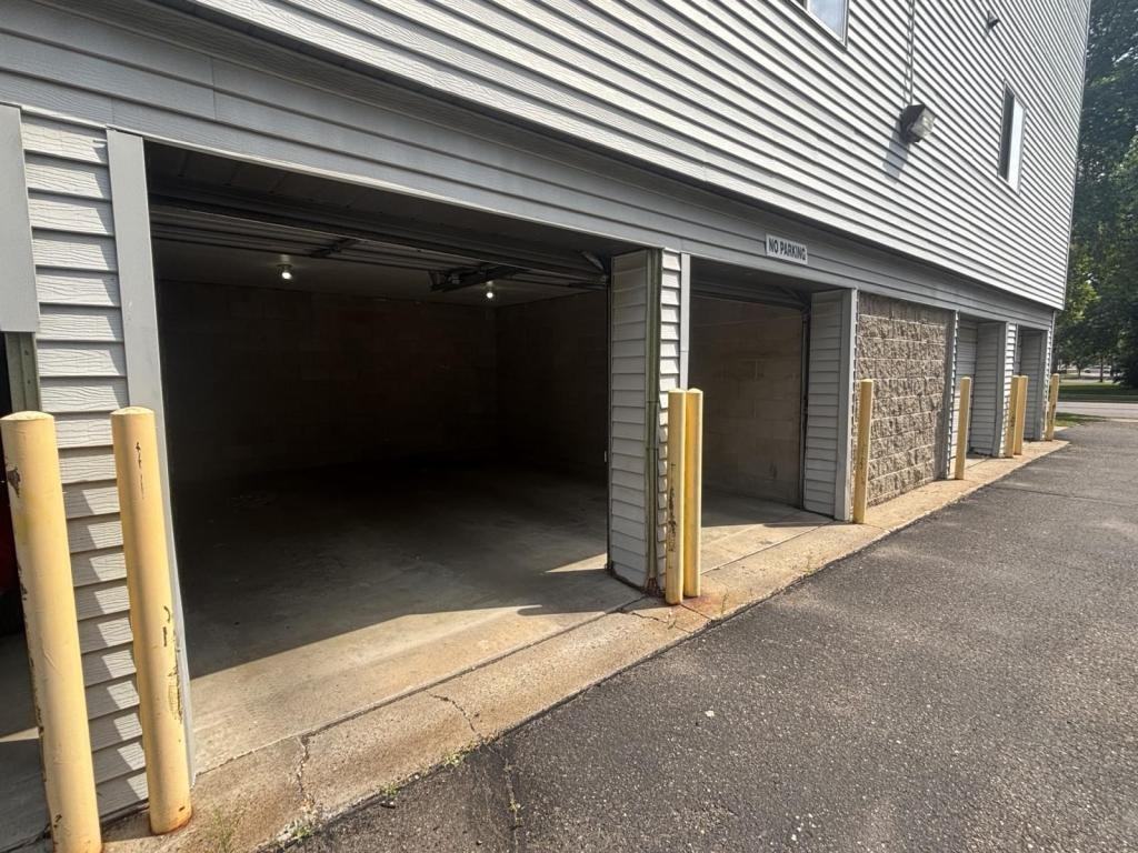 411 5th Ave S - Photo 4 of 16