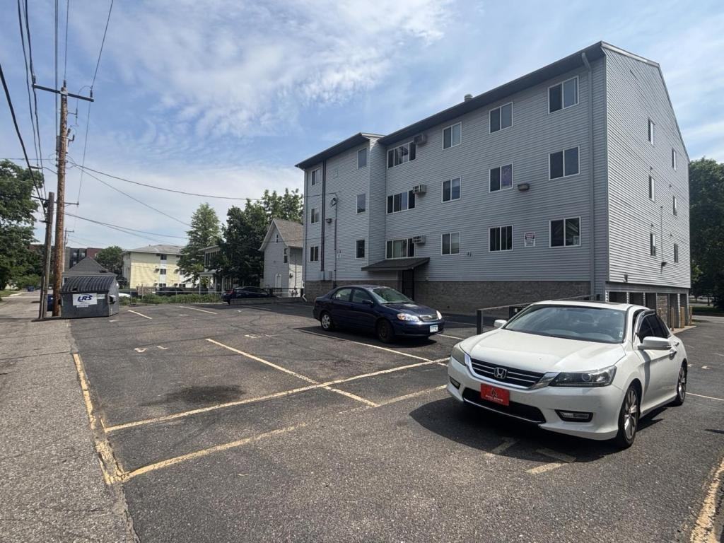 411 5th Ave S - Photo 5 of 15