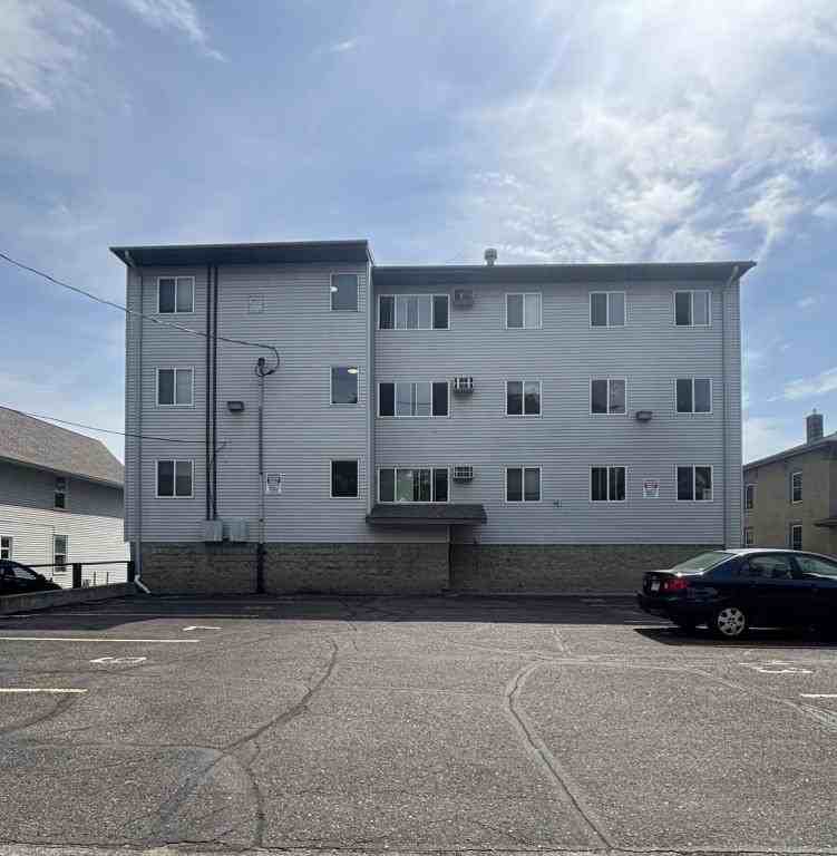 411 5th Ave S - Photo 6 of 15