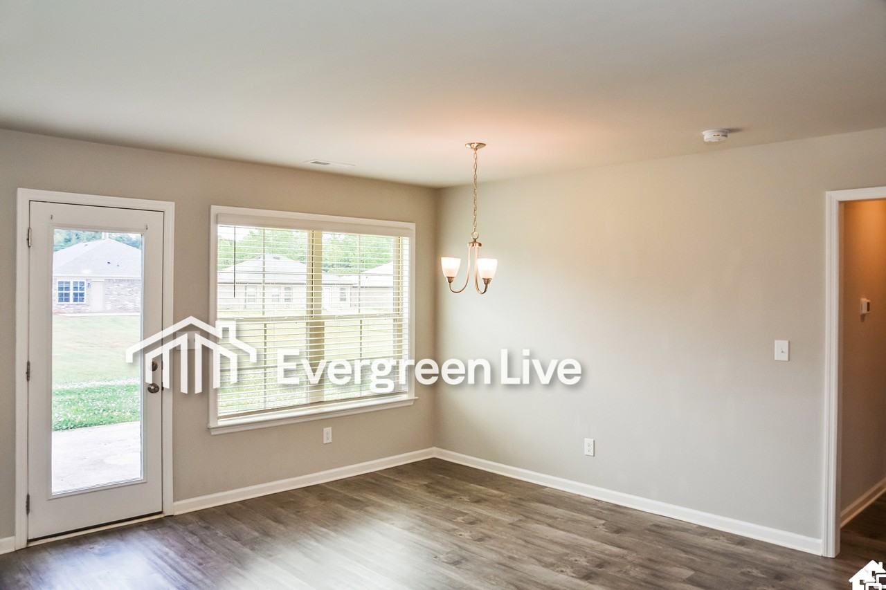 107 Ocean Springs Ave - Photo 6 of 13