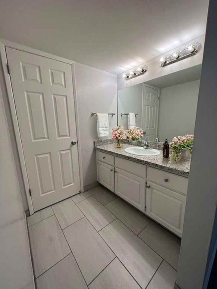 Riverside Gardens - Photo 3 of 30