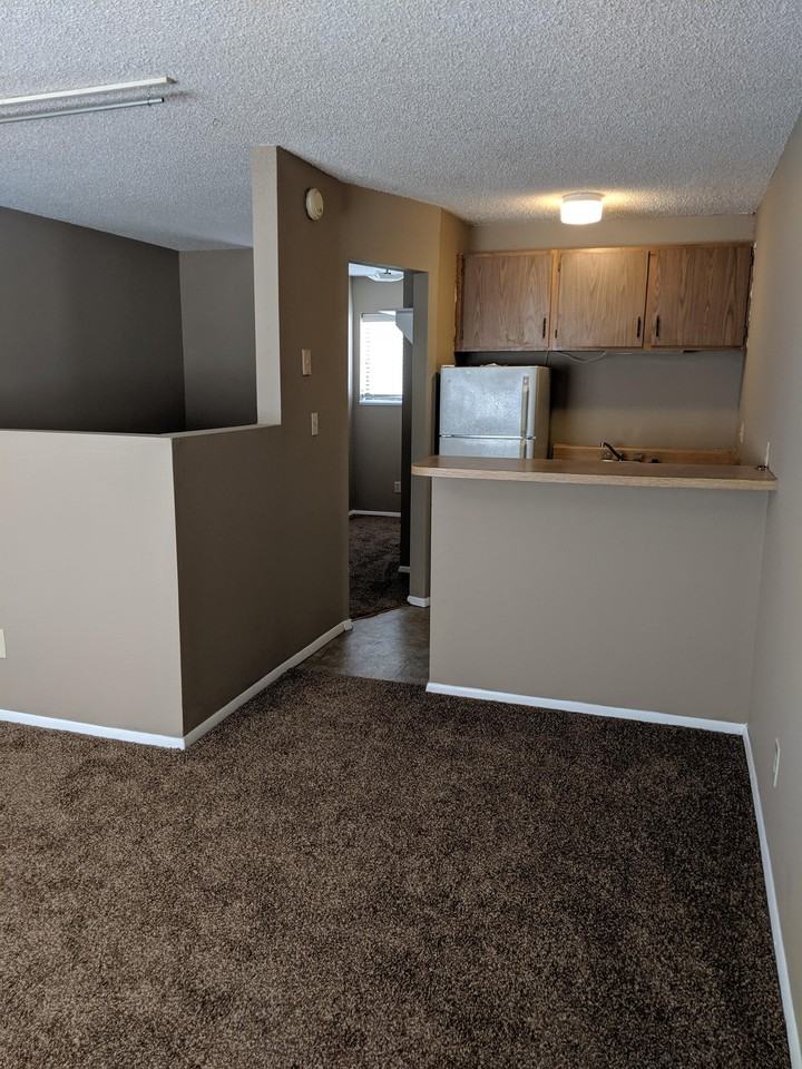 508 Wisconsin St - Photo 3 of 17