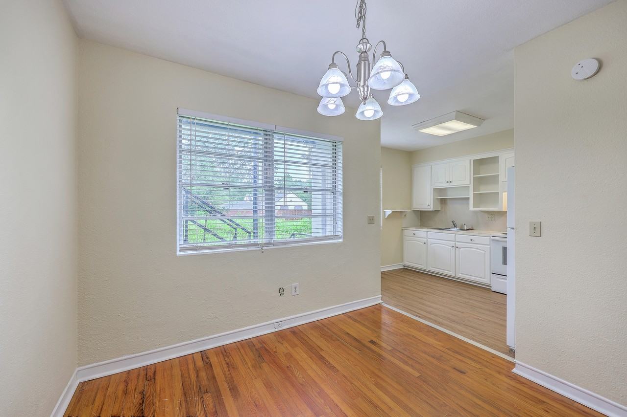 652 Windermere Blvd - Photo 7 of 17