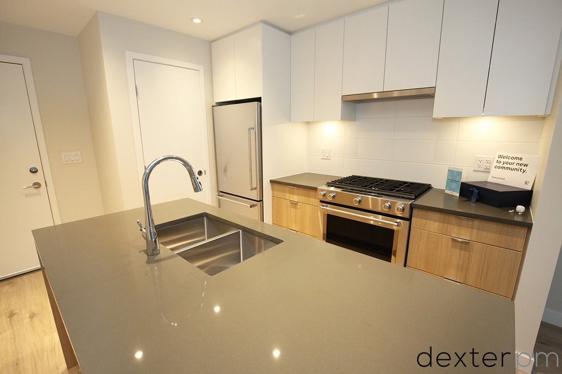 3430 East Kent Avenue South #808 - Photo 5 of 19