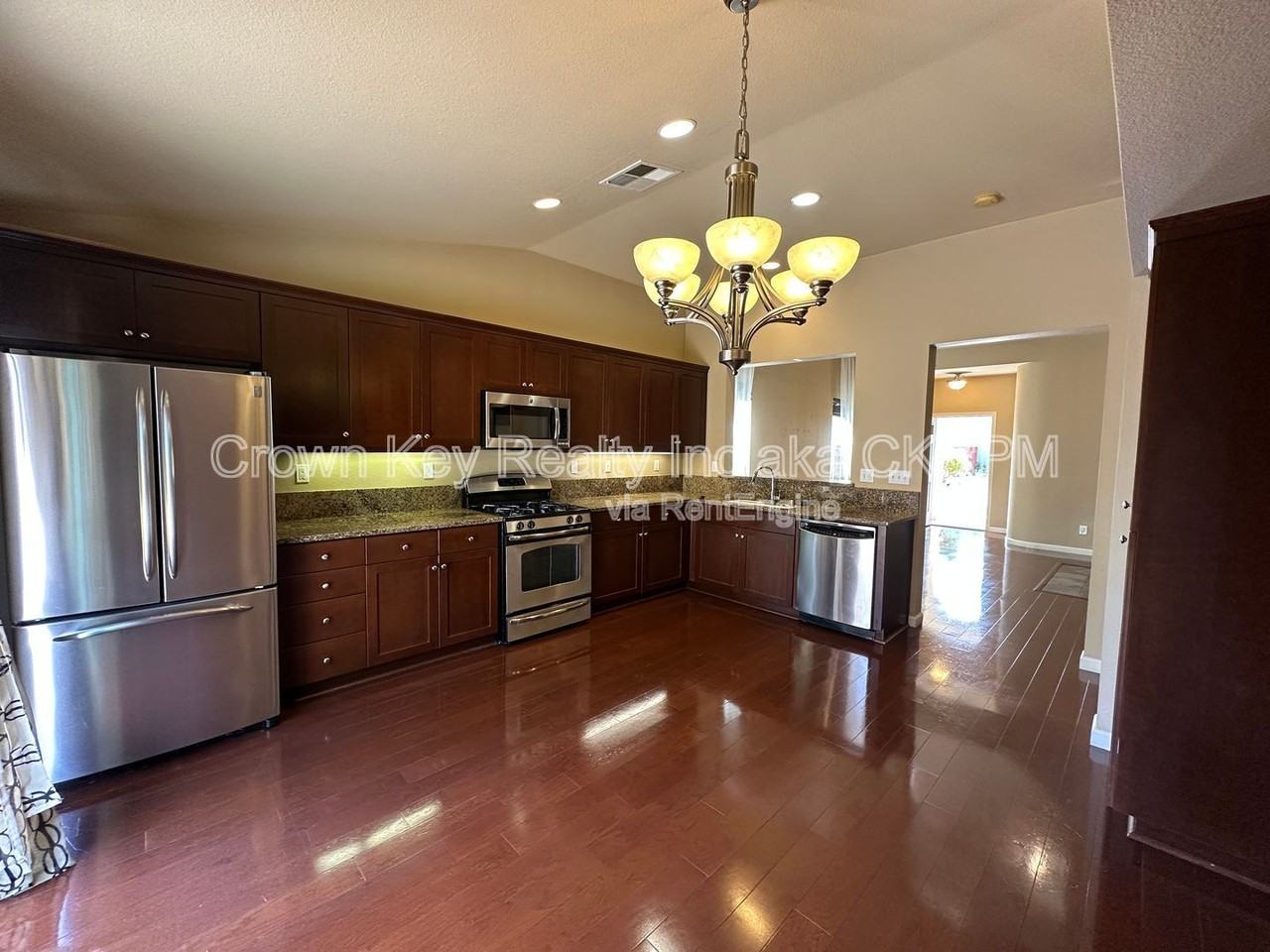 2741 Nostalgia St - Photo 6 of 21