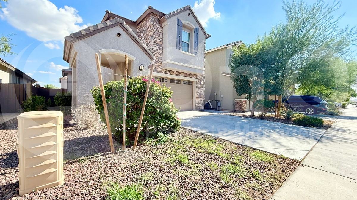 9117 W Sells Dr - Photo 2 of 30