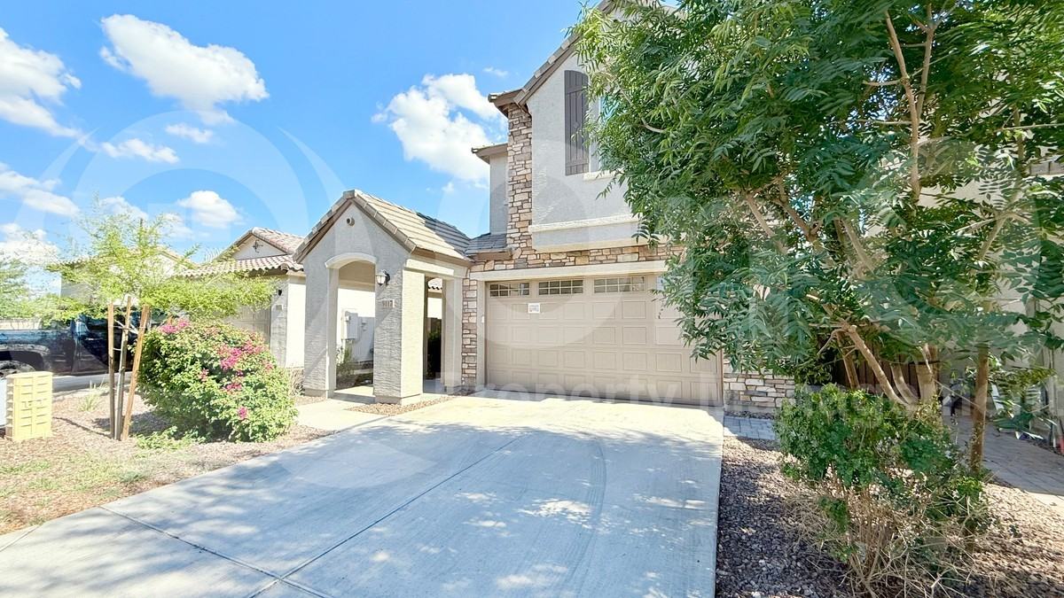 9117 W Sells Dr - Photo 3 of 30