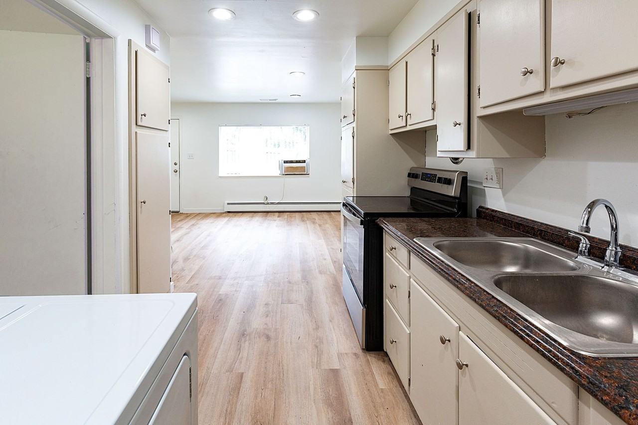 The Homestead - Photo 6 of 25