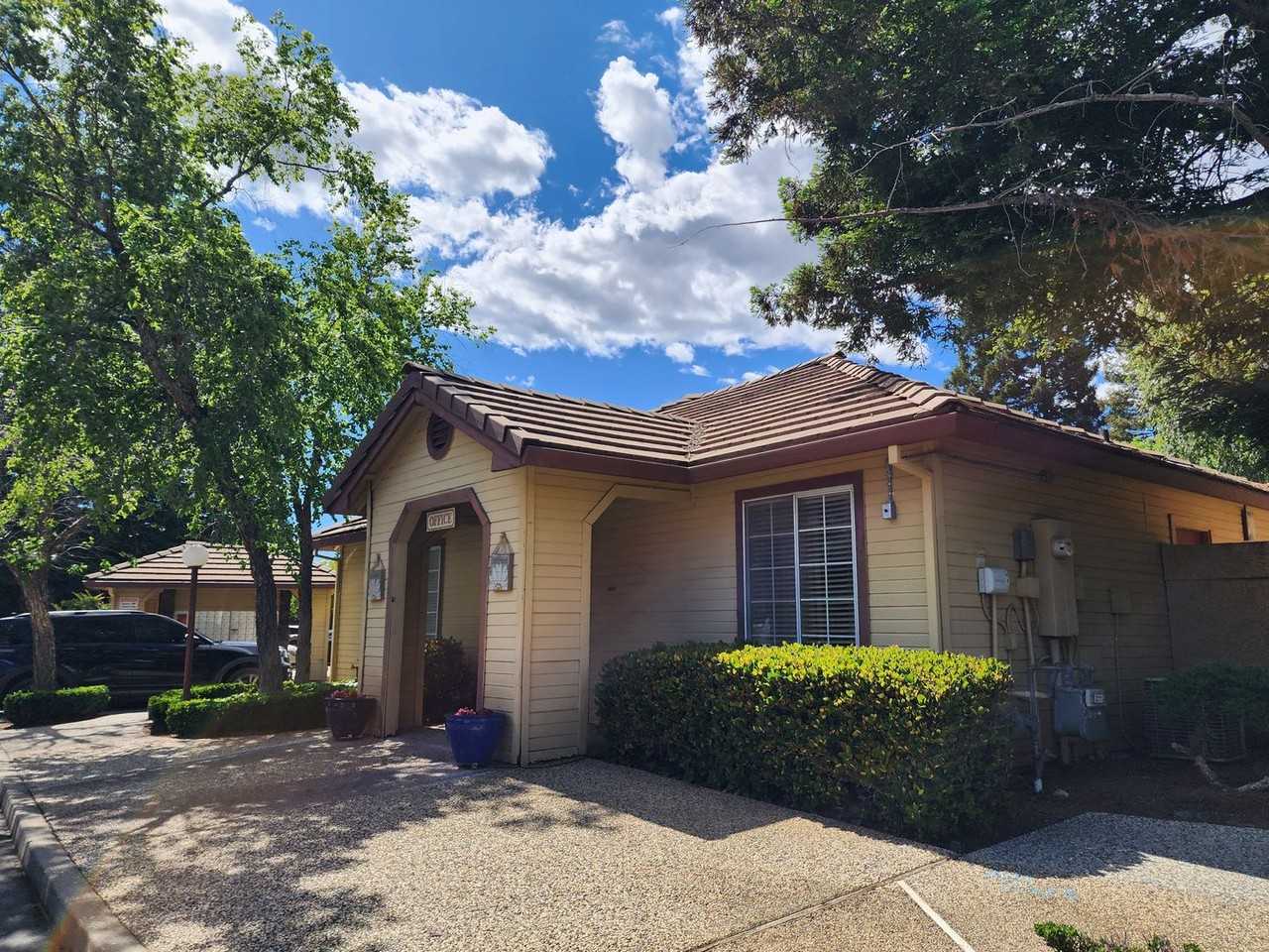 Cobblecreek Apartment Homes - Photo 3 of 50