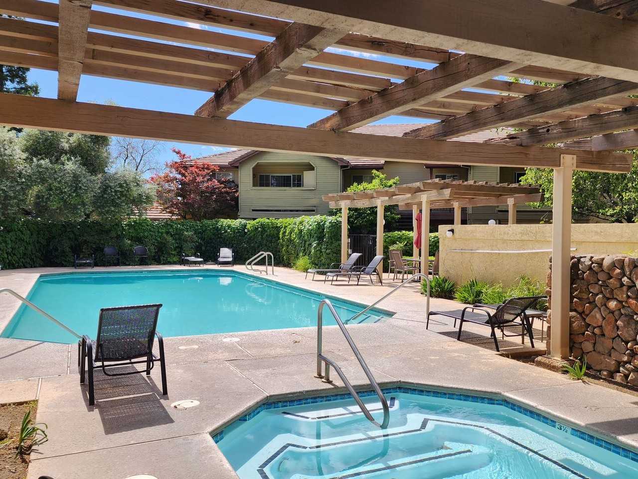 Cobblecreek Apartment Homes - Photo 4 of 50