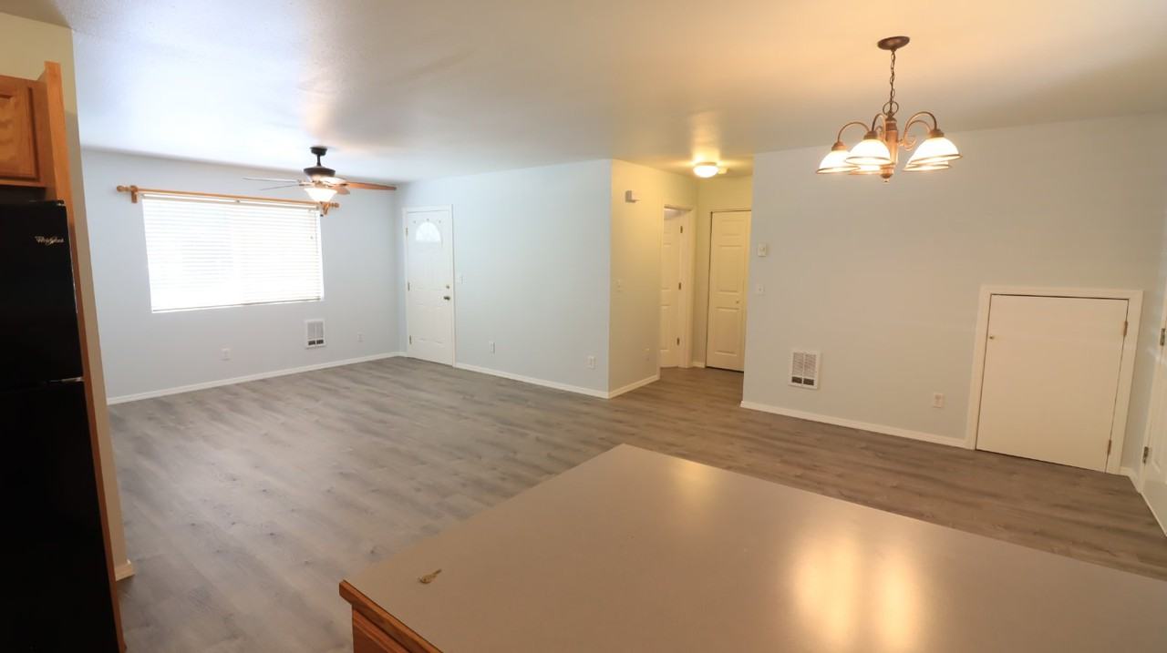 2010 Ne Full Moon Dr - Photo 7 of 19