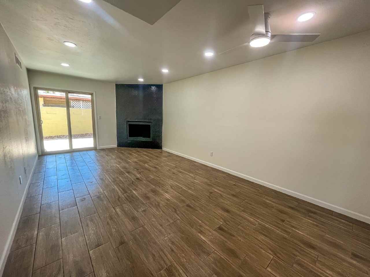 5078 S Warren Ave - Photo 3 of 22