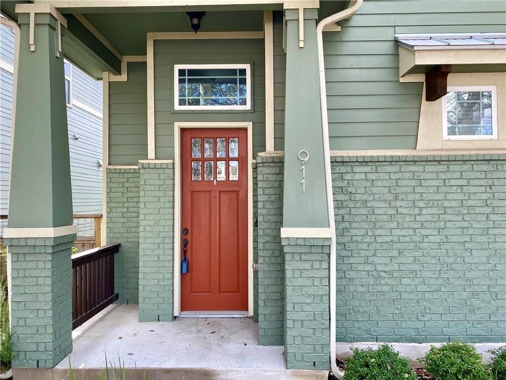 911 Morrow St - Photo 2 of 17