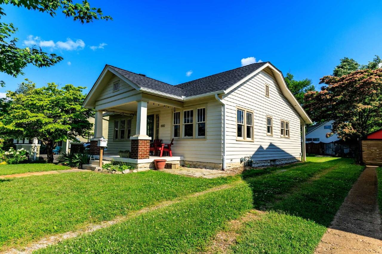 1806 Russell St - Photo 2 of 26