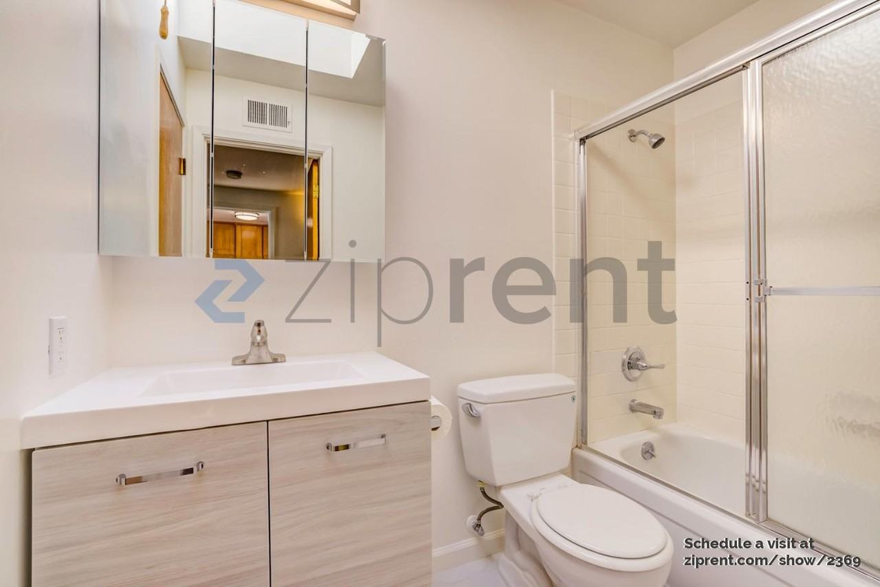 684 Arguello Blvd #4 - Photo 5 of 11