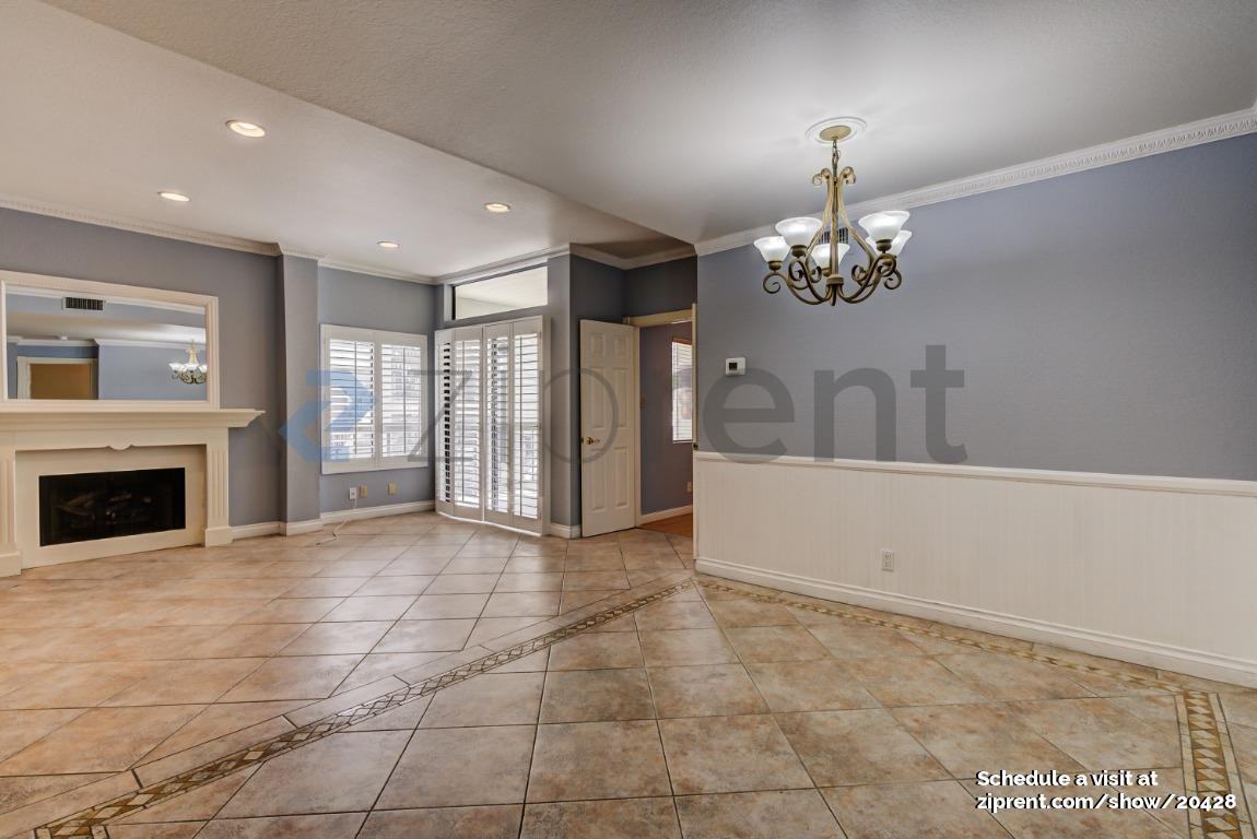 601 N Kenwood St #204 - Photo 6 of 19