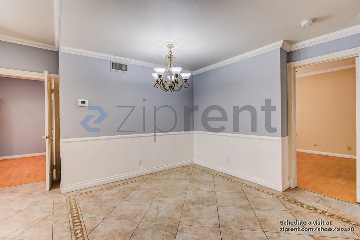 601 N Kenwood St #204 - Photo 7 of 19