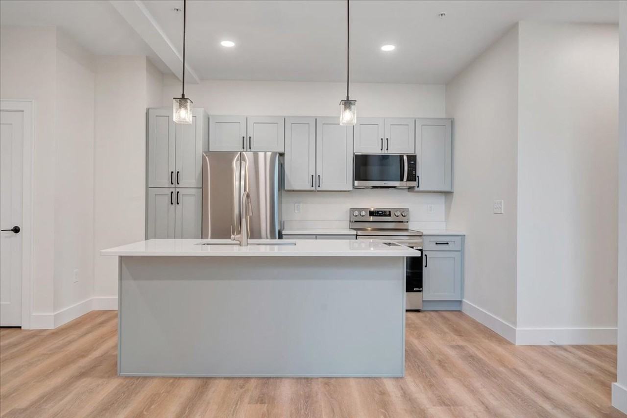 528 E Cleveland Ave #6 - Photo 6 of 25