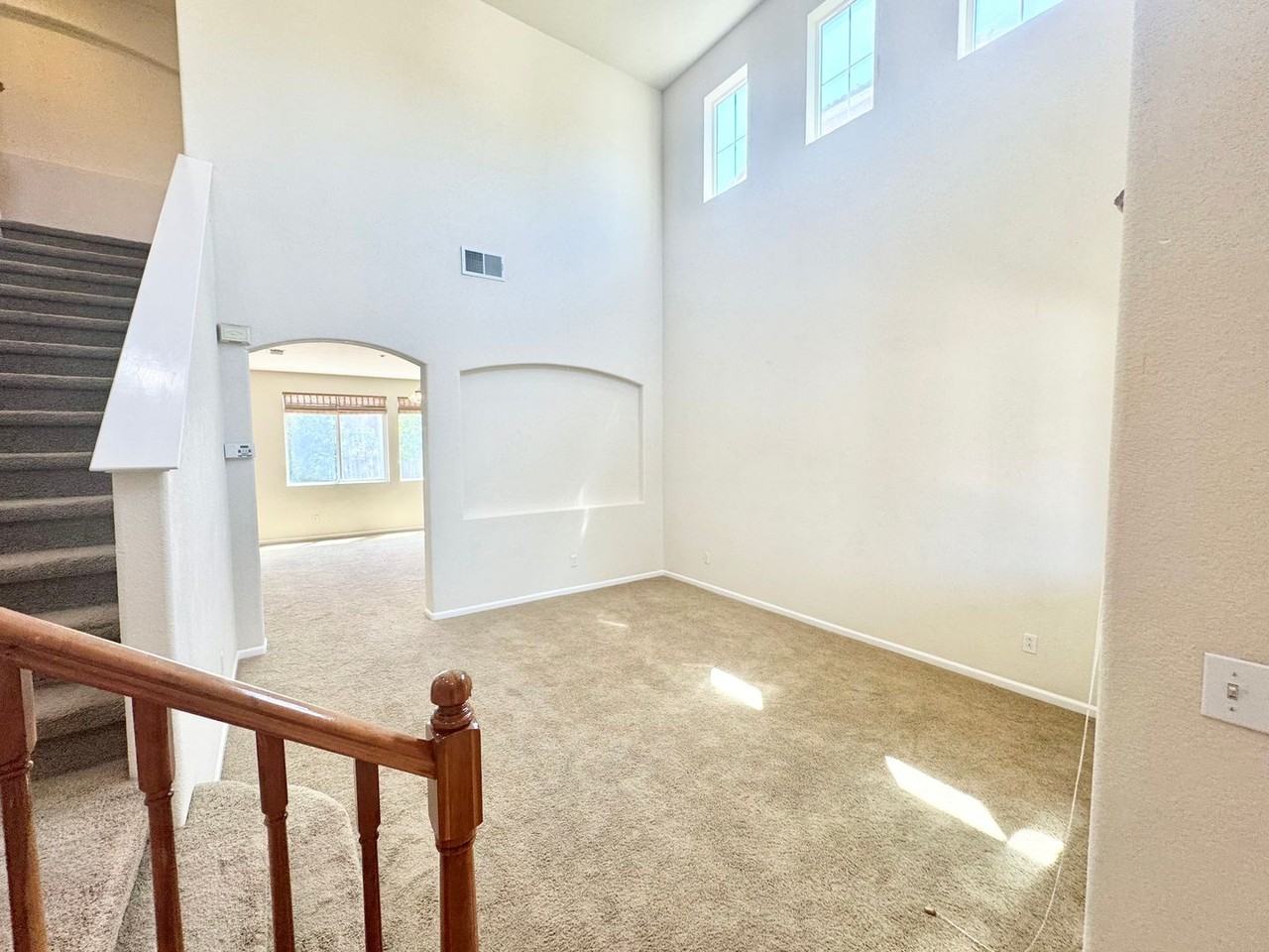 1776 Farnham Ave - Photo 2 of 42