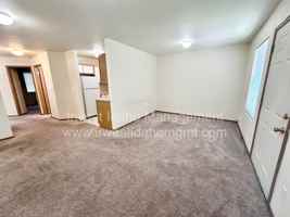featured image of 1682 S Barlow Ln