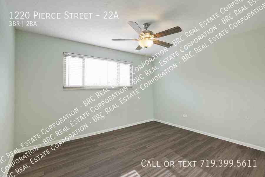 LaRonja Apartments - Photo 4 of 29