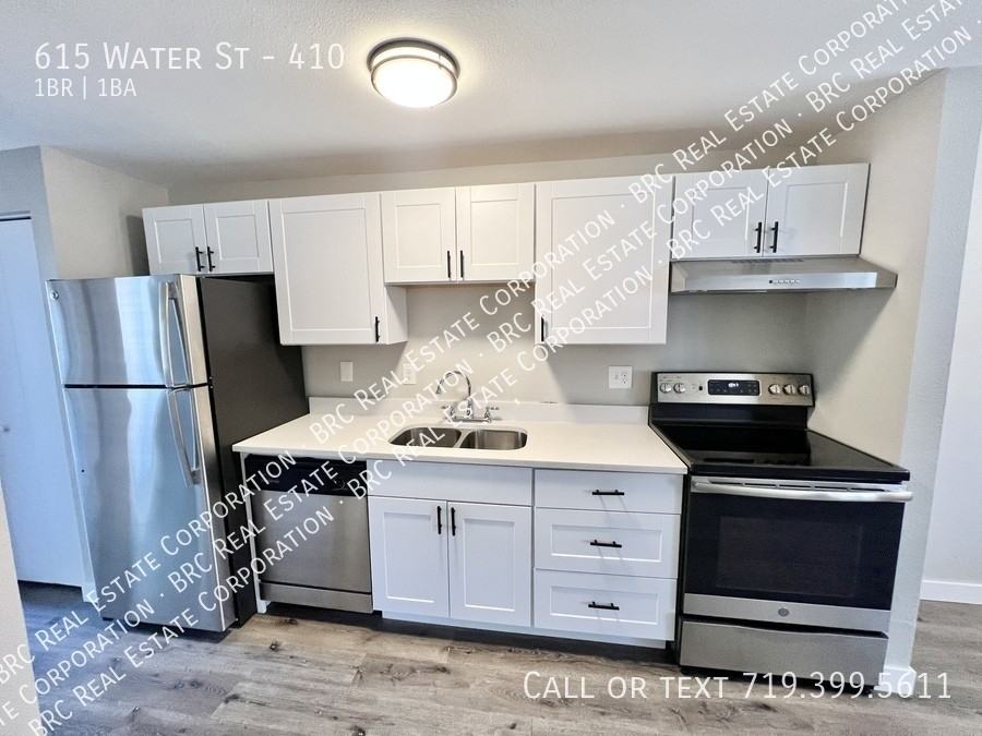 The Gold - Photo 5 of 11