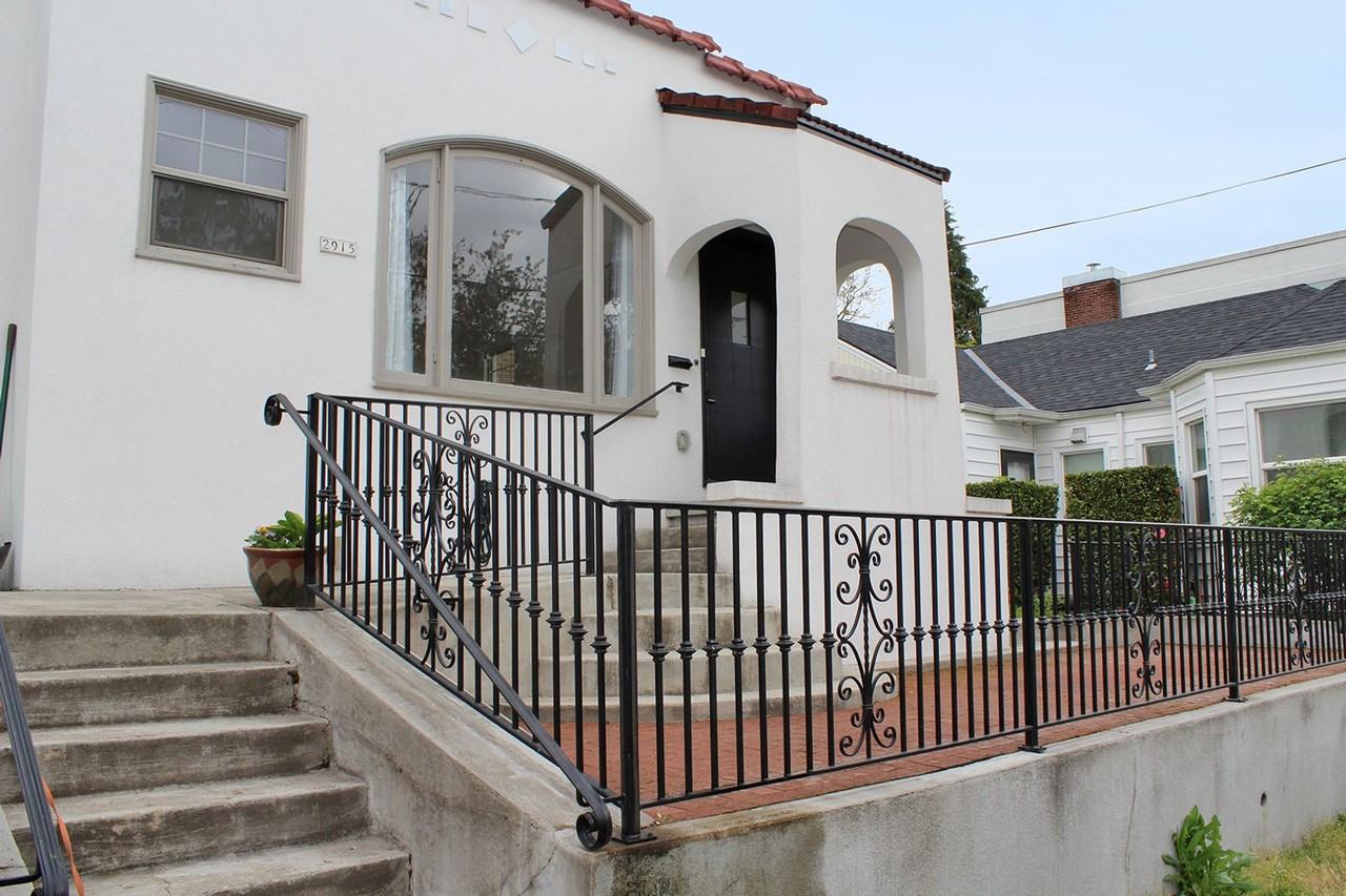 2915 Se Alder St - Photo 3 of 24