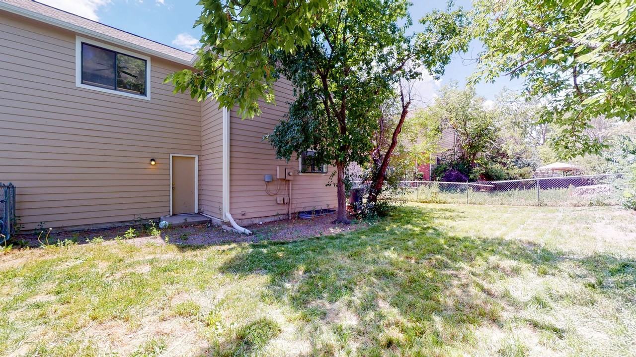 5745 W 2nd Ave - Photo 3 of 38