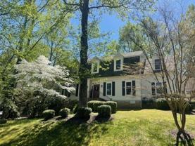 111 Walton Heath - Photo 1 of 1