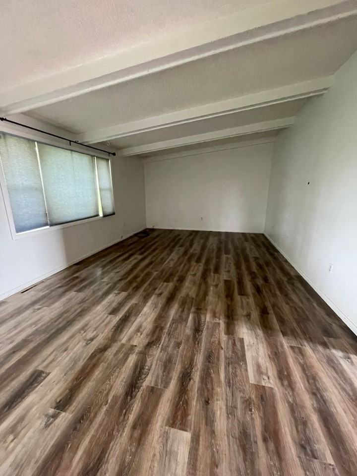 7141 12 Mile Rd - Photo 2 of 11