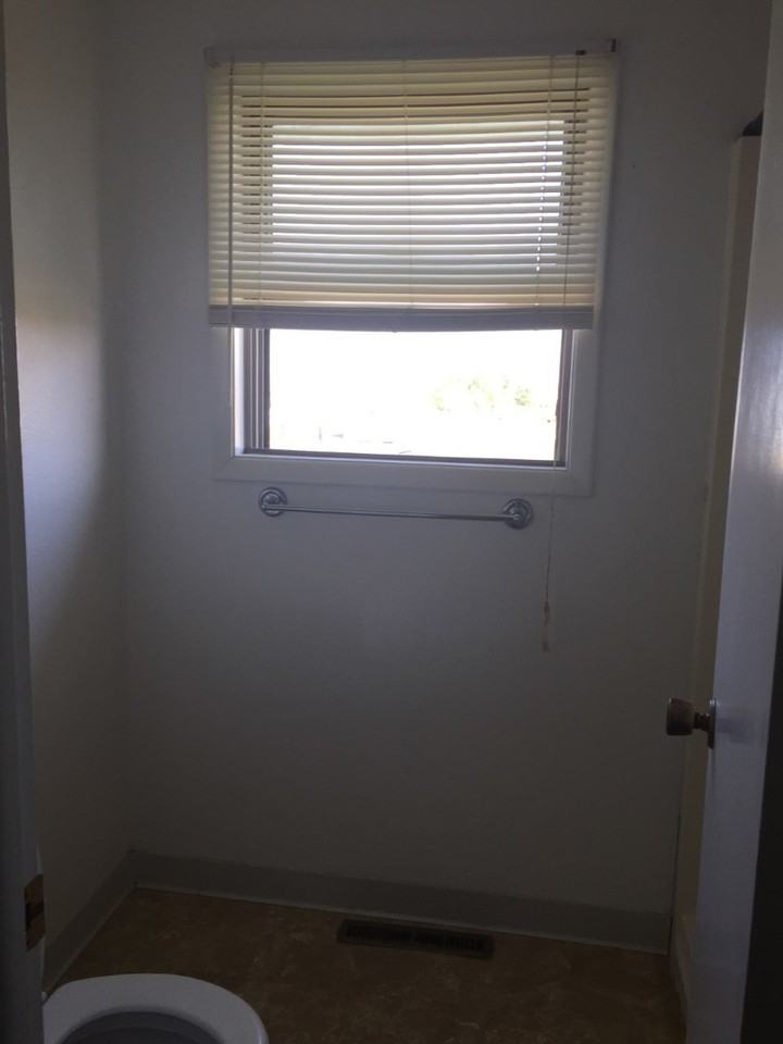 7141 12 Mile Rd - Photo 4 of 11