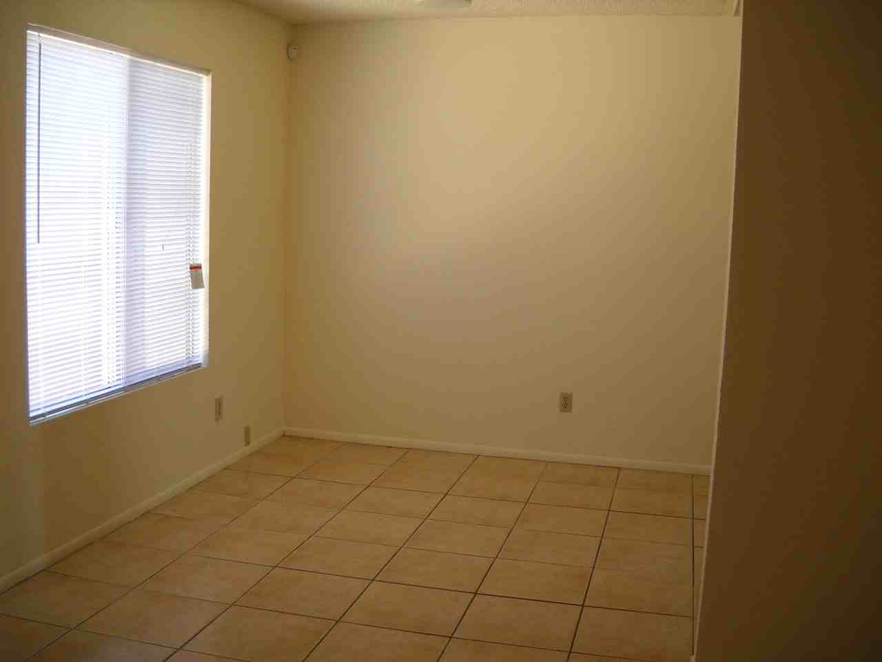 1155 Plaza Maria #B - Photo 5 of 16