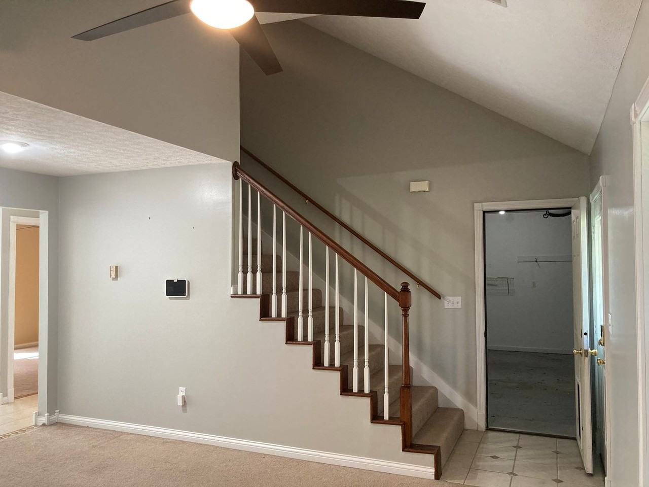 121 Chevy Chase Pl - Photo 2 of 34
