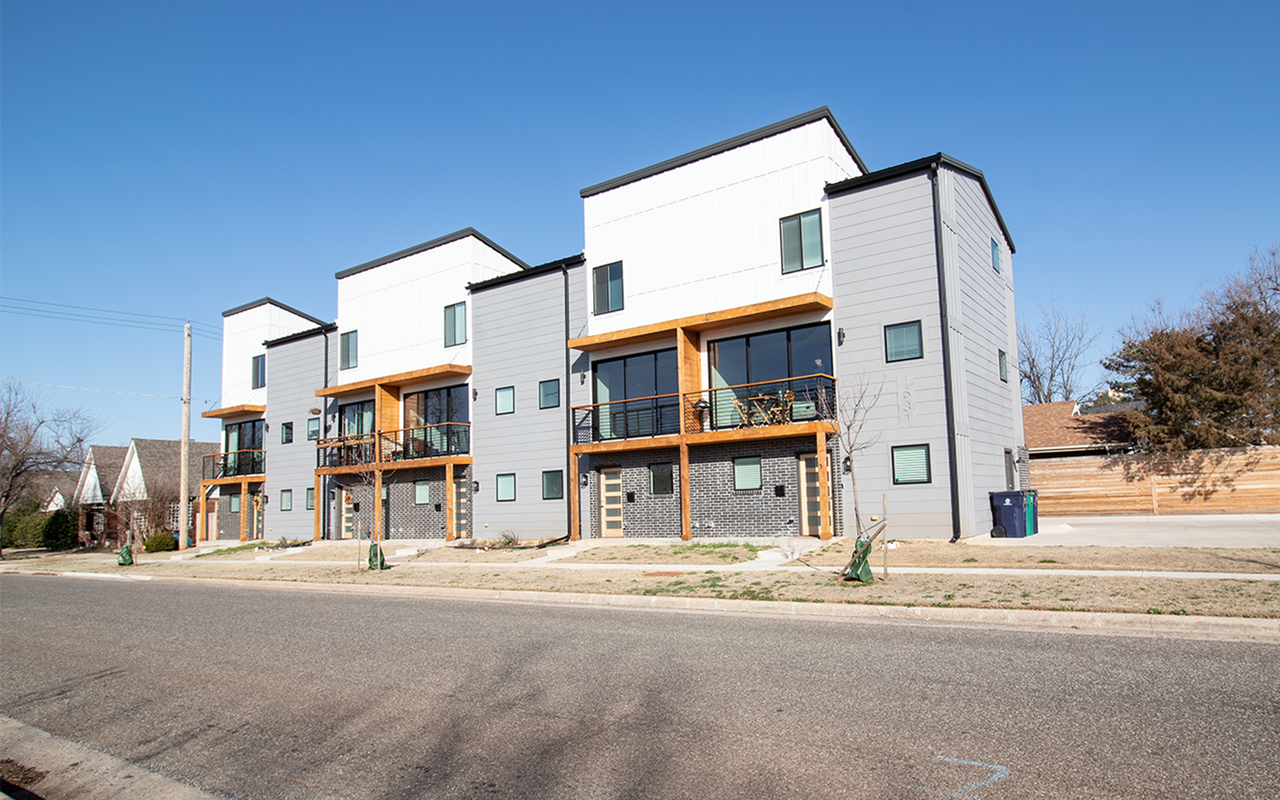 1631 Nw 21st St #5 - Photo 2 of 24